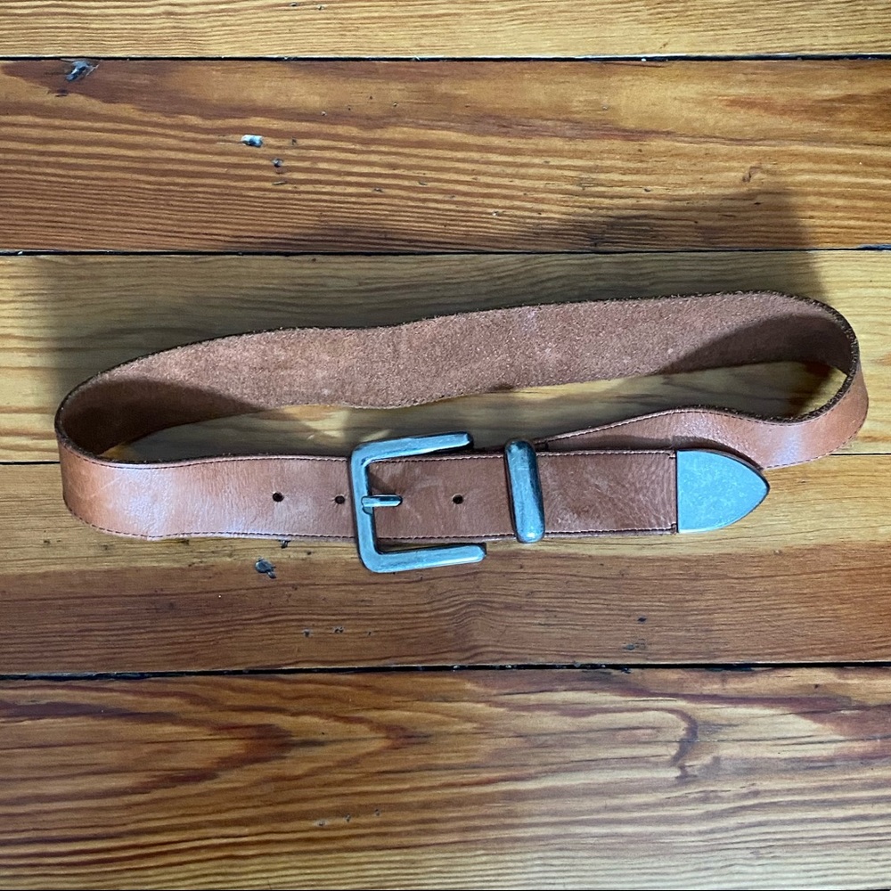 Bundle 5/$15 🛍 tan faux leather belt
